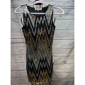 Parisian Collection Sequin Dress S/M Sleeveless‎ Black Gold Silver Zigzag Party